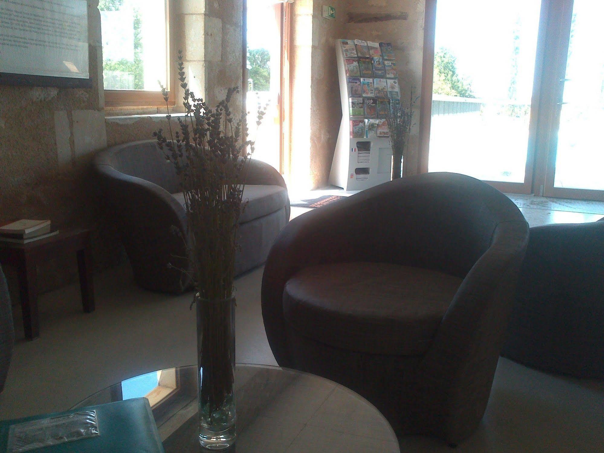 Domaine Du Normandoux, The Originals Relais Hotel Terce Bagian luar foto
