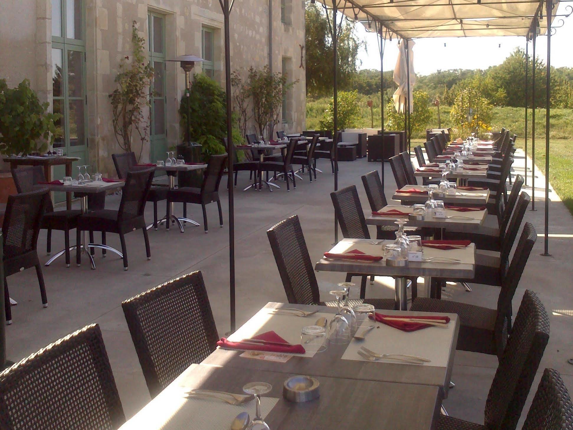Domaine Du Normandoux, The Originals Relais Hotel Terce Bagian luar foto