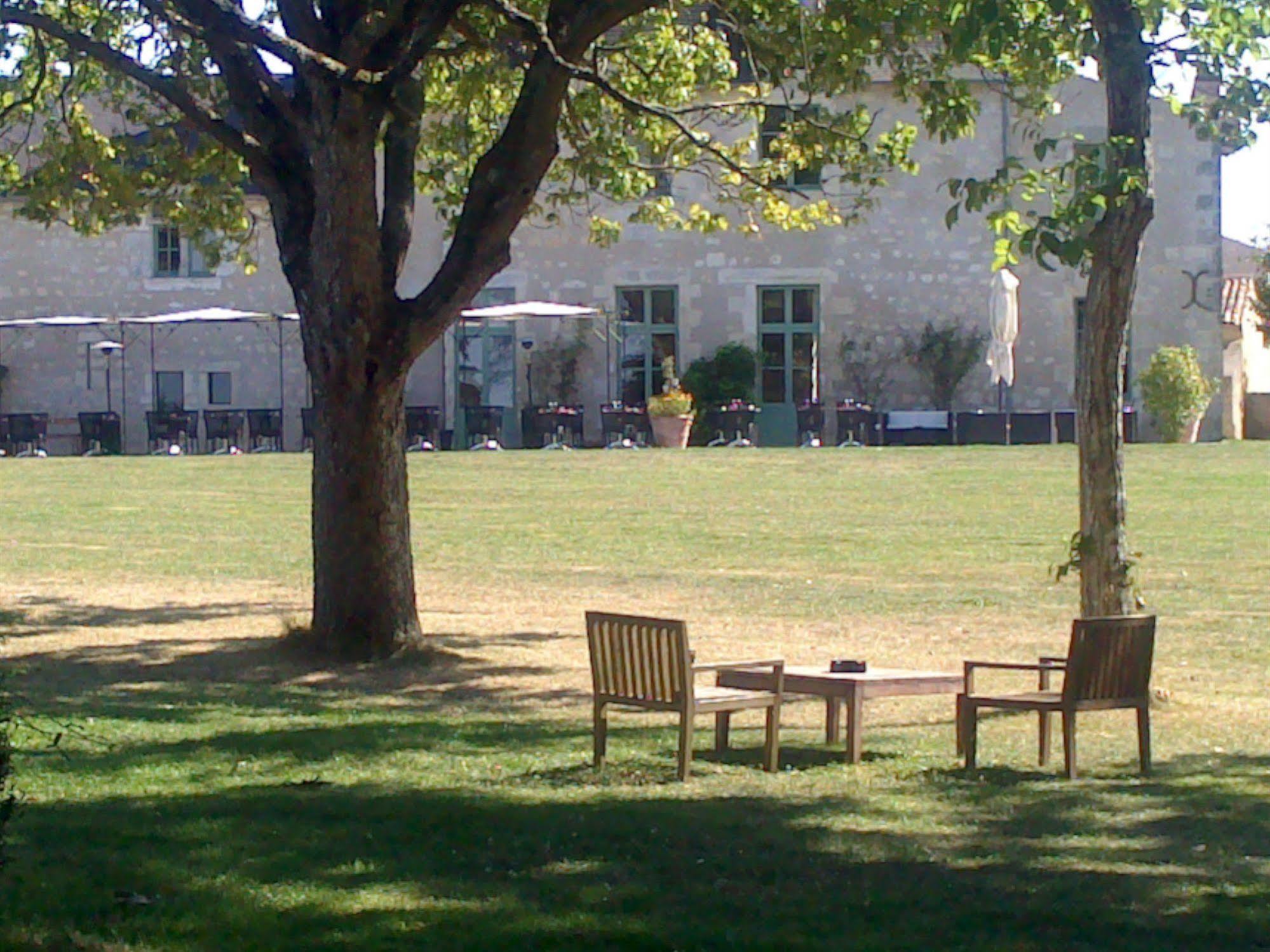 Domaine Du Normandoux, The Originals Relais Hotel Terce Bagian luar foto