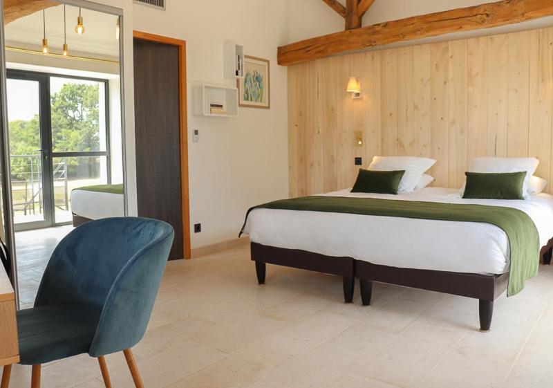 Domaine Du Normandoux, The Originals Relais Hotel Terce Bagian luar foto