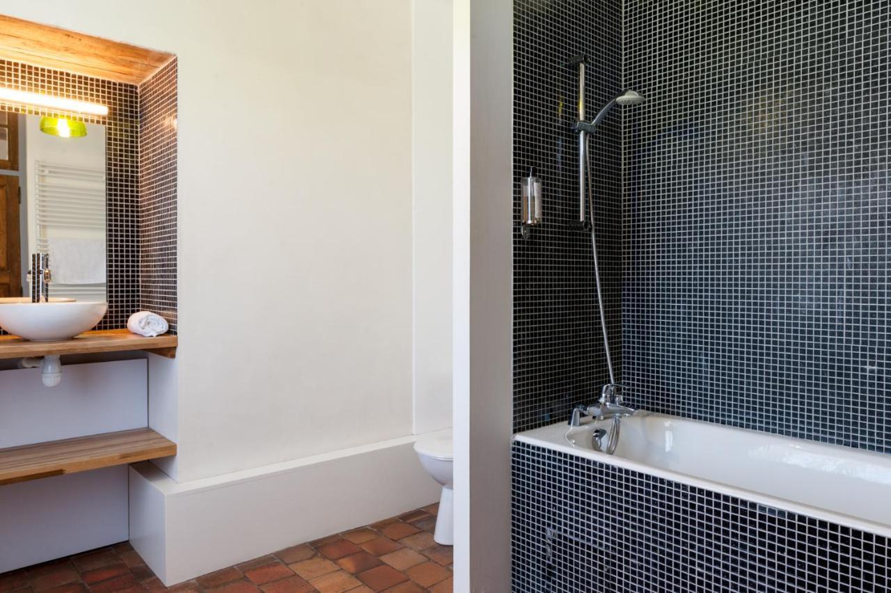 Domaine Du Normandoux, The Originals Relais Hotel Terce Bagian luar foto
