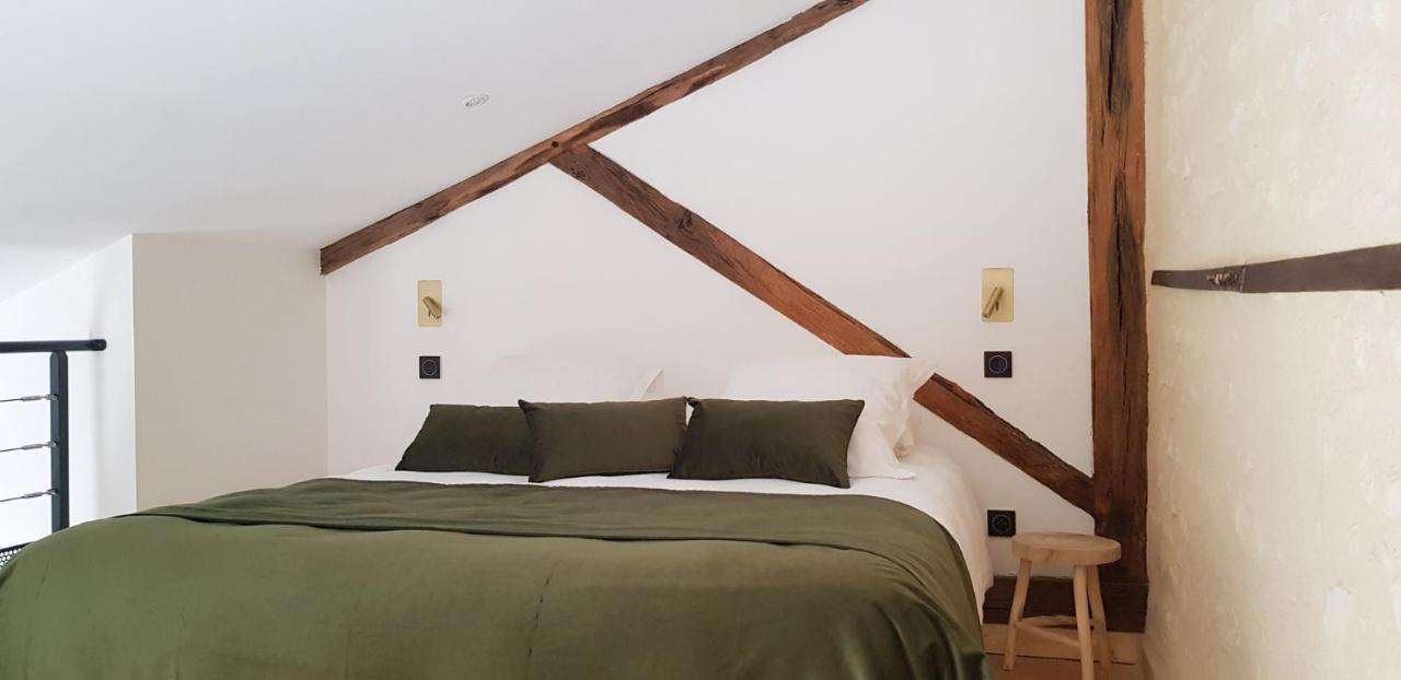 Domaine Du Normandoux, The Originals Relais Hotel Terce Bagian luar foto