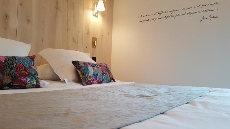 Domaine Du Normandoux, The Originals Relais Hotel Terce Bagian luar foto